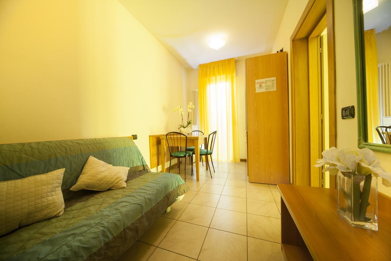 Residence Il Capodoglio Rimini Dış mekan fotoğraf